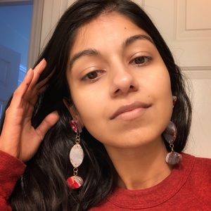 Meet your Posher, Carol